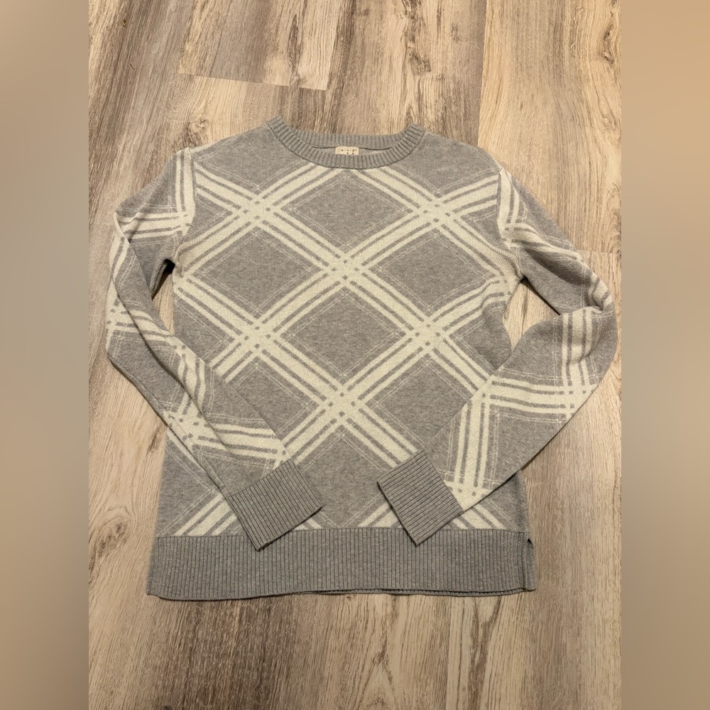 Sweater - free with any purchase :)